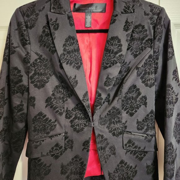 Apostrophe Black Floral Velvet Embossed Jacket - Picture 4 of 9